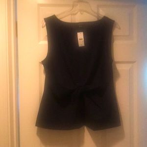 New Ann Taylor sleeveless top tie front